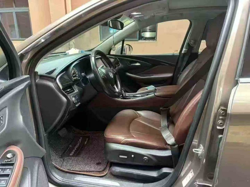 重庆18年别克昂科威6