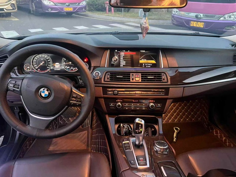 漳州17年宝马5系5