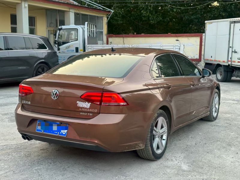 淄博15年大众凌渡7