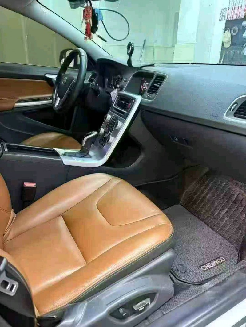 景德镇17年沃尔沃S60L3