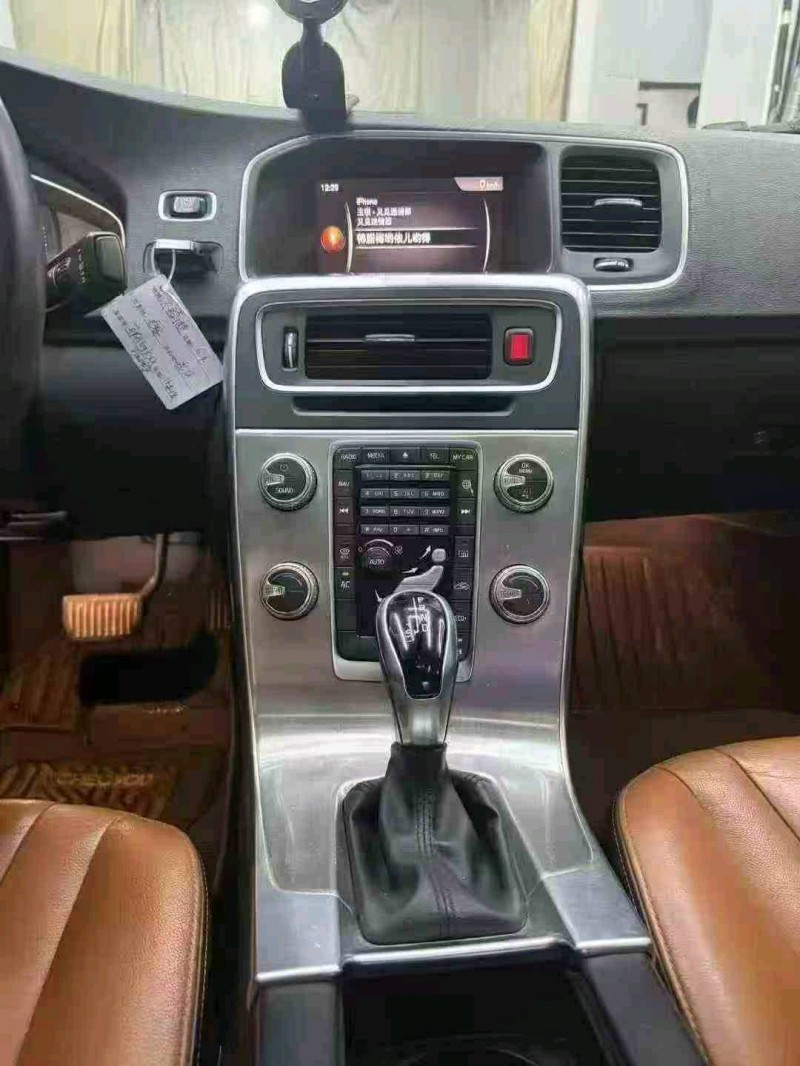 景德镇17年沃尔沃S60L5