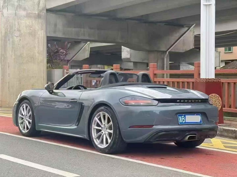 东莞17年保时捷7188