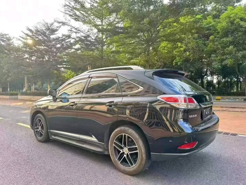 深圳15年雷克萨斯RX8