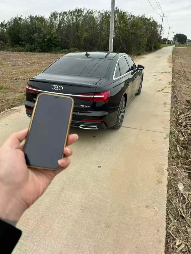 济宁21年奥迪A6L7