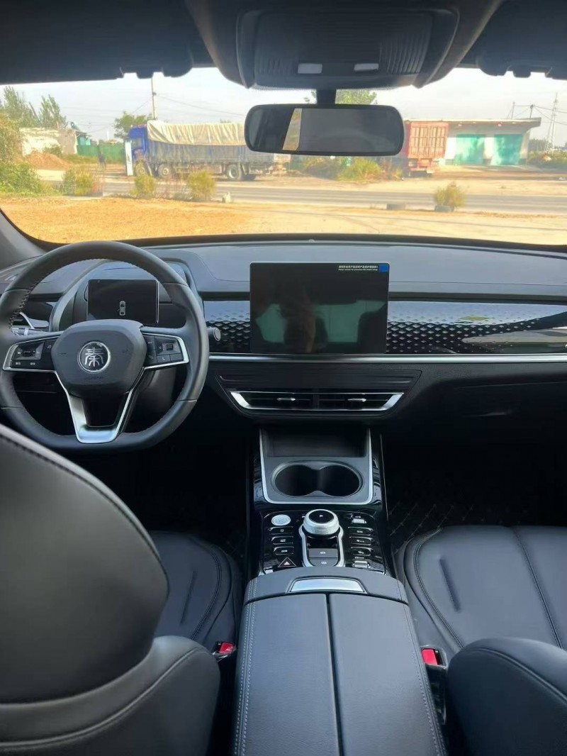 邢台25年比亚迪秦5