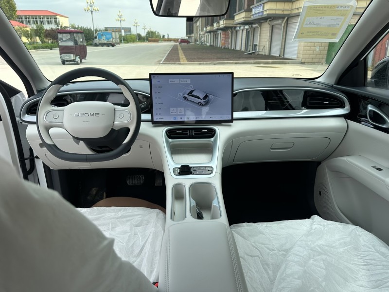 邢台25年吉利星越5