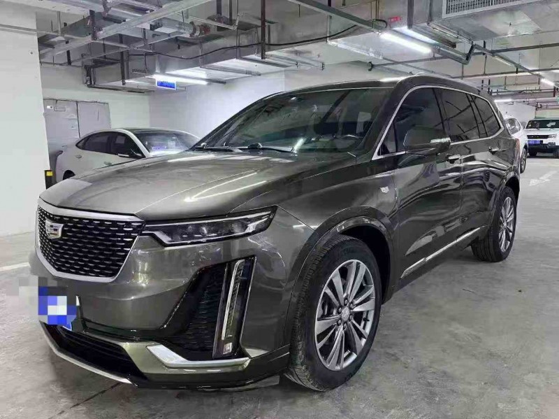 成都20年凯迪拉克XT63