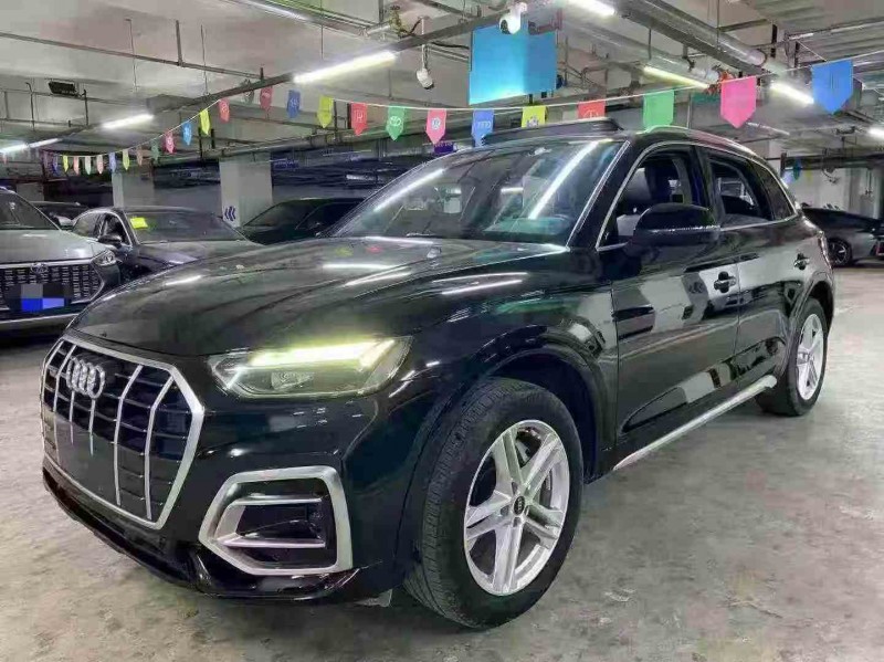 成都22年奥迪Q52