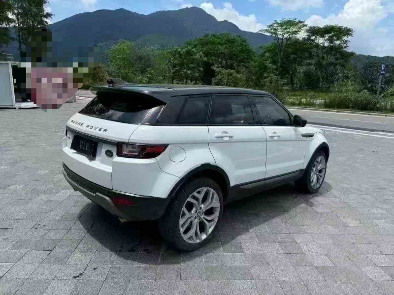 广州18年路虎极光7