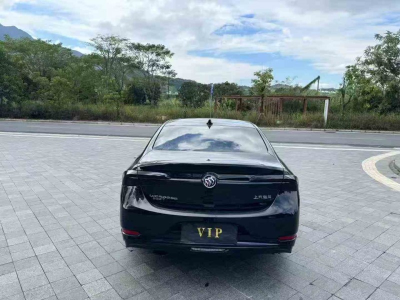 广州21年别克君越9