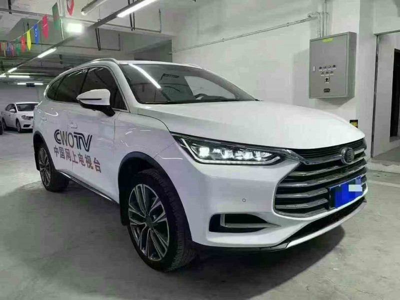 成都18年比亚迪唐2