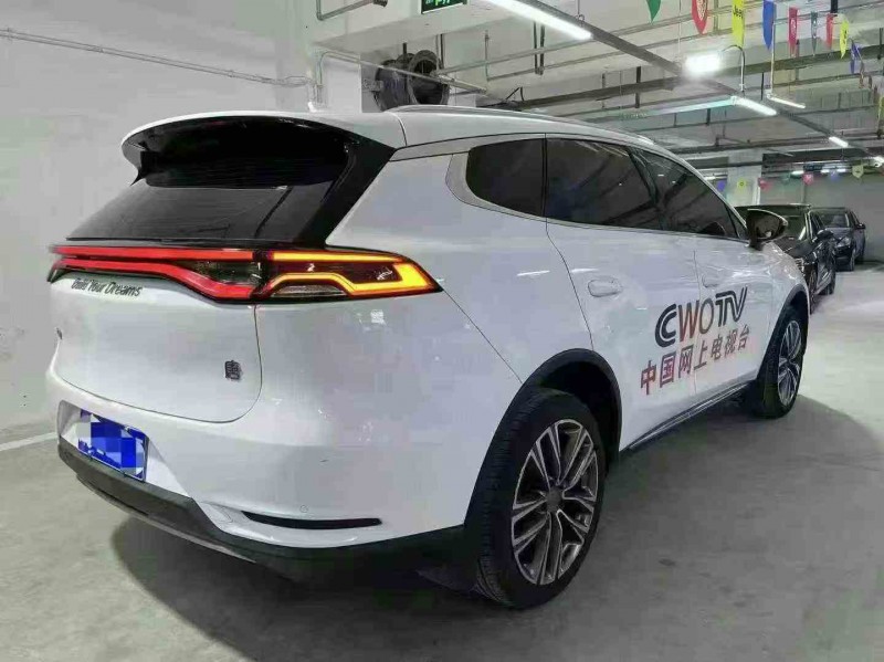 成都18年比亚迪唐8