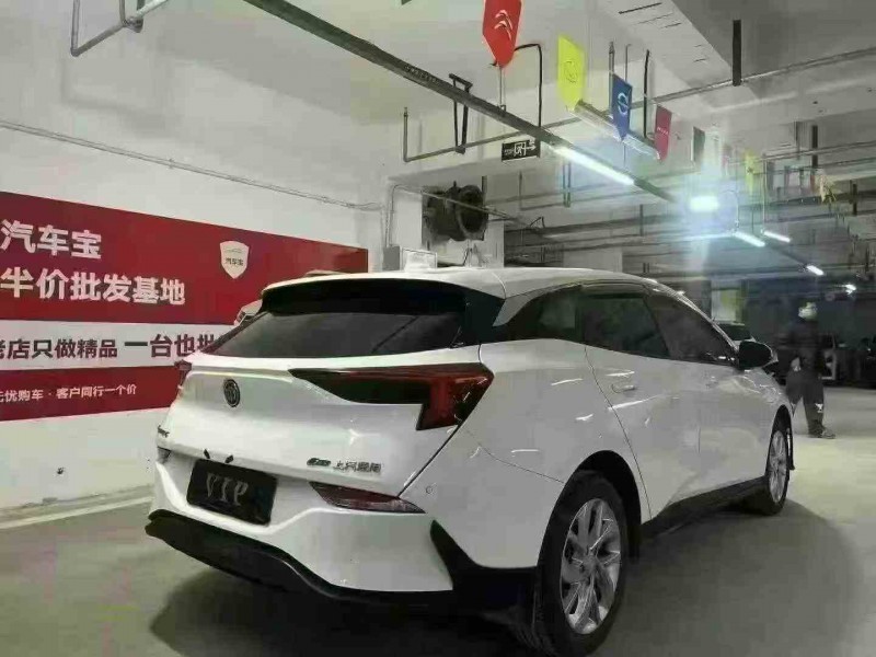 成都24年别克微蓝8