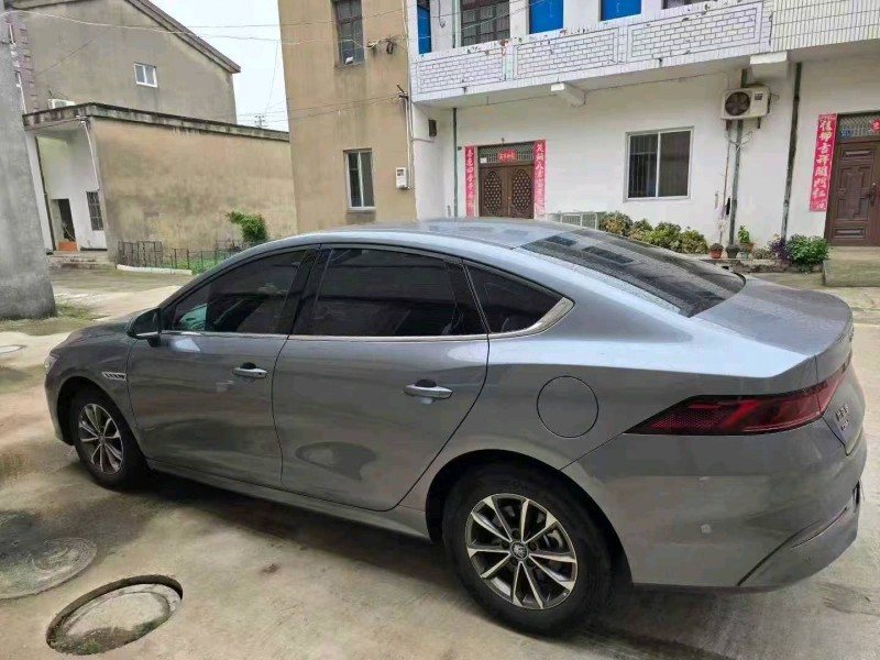 常州24年比亚迪秦8