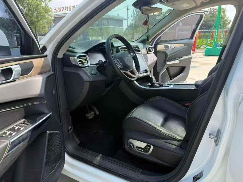 徐州19年领克013