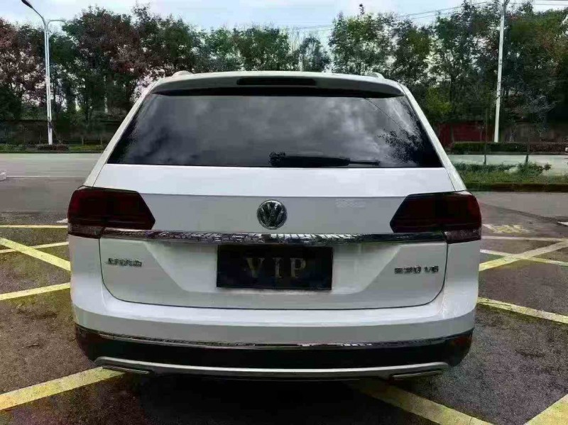 连云港22年大众途昂9