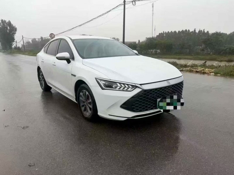 保定24年比亚迪秦2