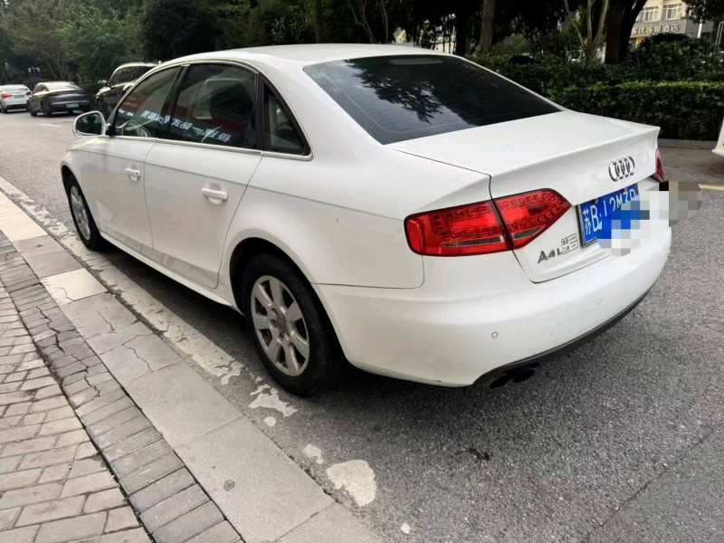 徐州12年奥迪A4L8