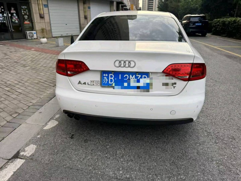 徐州12年奥迪A4L9
