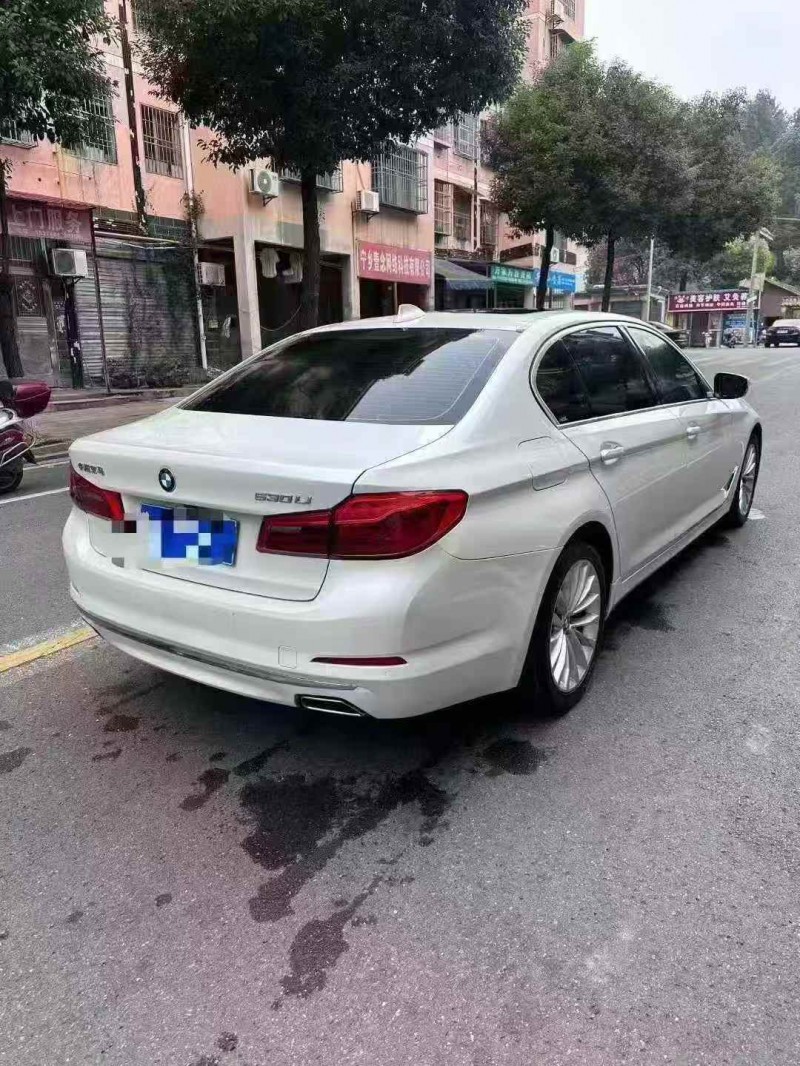 岳阳20年宝马5系8