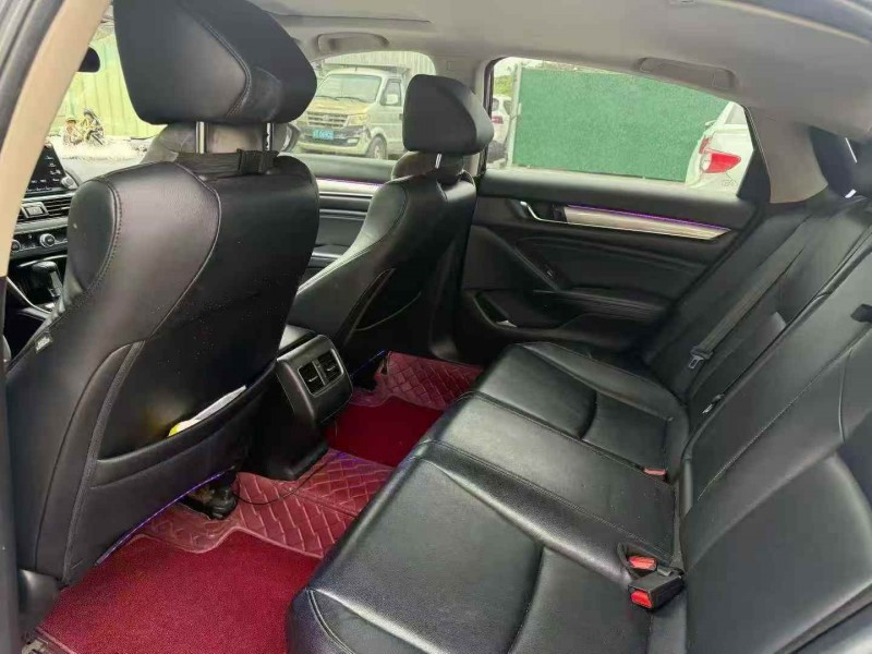 佛山21年本田雅阁6