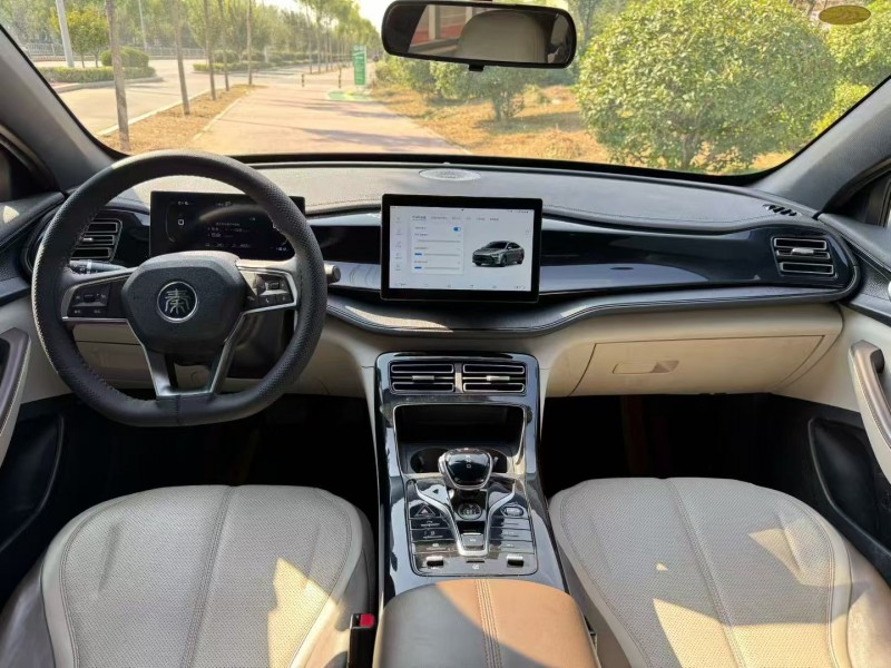 济南24年比亚迪秦6