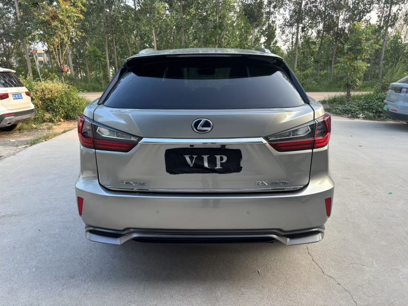 徐州18年雷克萨斯RX9