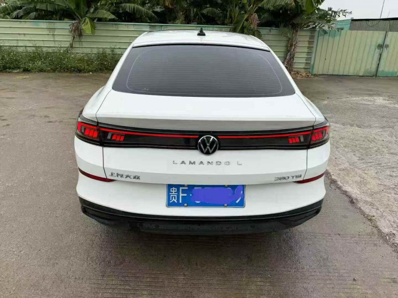 湛江23年大众凌渡9