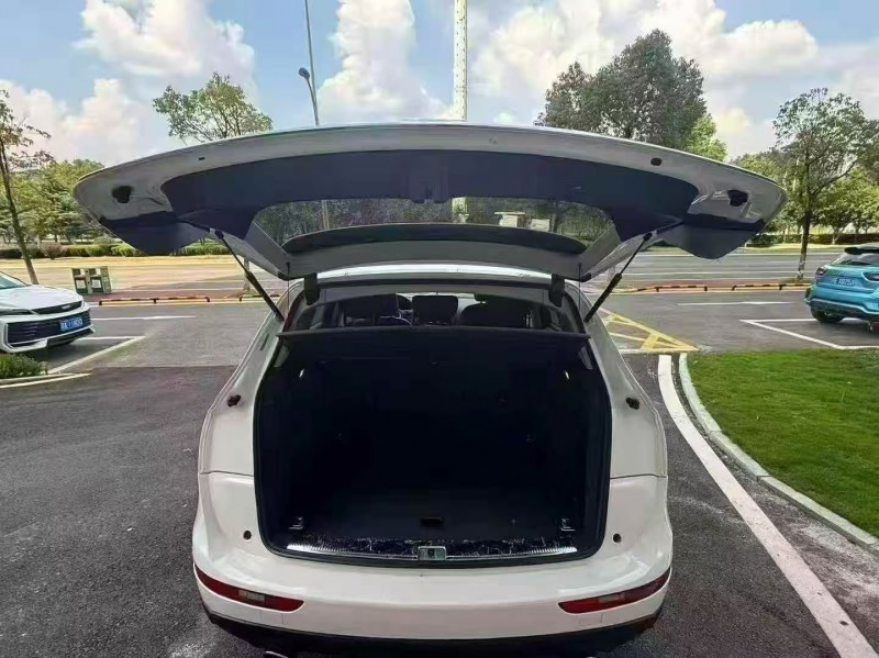 东莞17年奥迪Q57