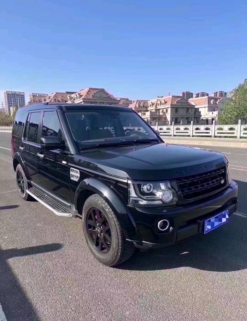 青岛10年路虎发现2