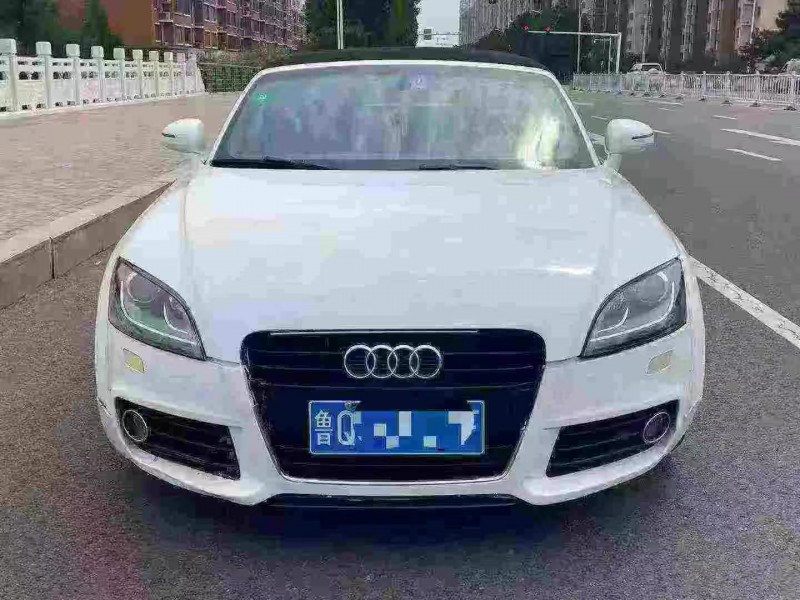 济宁13年奥迪TT1