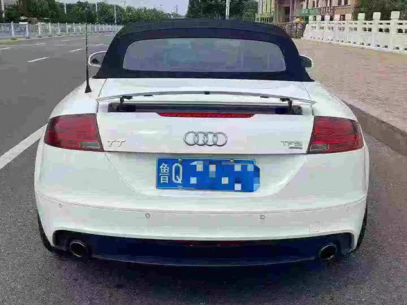济宁13年奥迪TT9