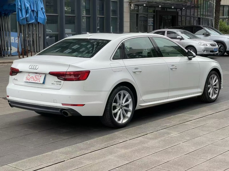 佛山17年奥迪A4L7