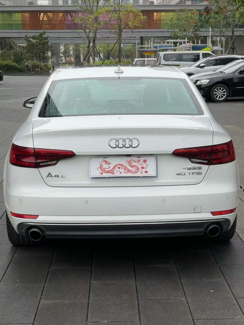 佛山17年奥迪A4L9