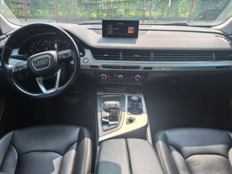 廊坊17年奥迪Q76