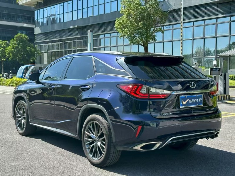 东莞17年雷克萨斯RX8