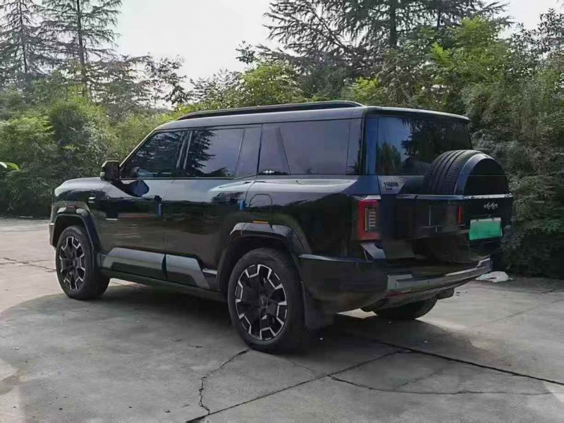 开封25年比亚迪方程豹7