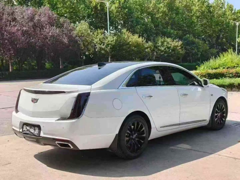 洛阳18年凯迪拉克XTS8