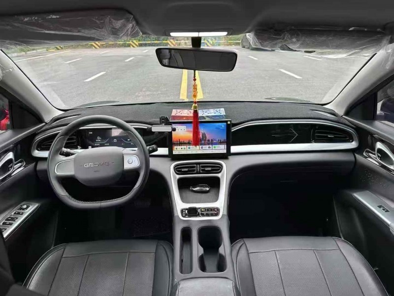 常德25年吉利银河4