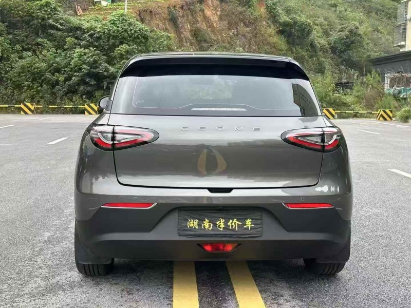 常德25年吉利银河9