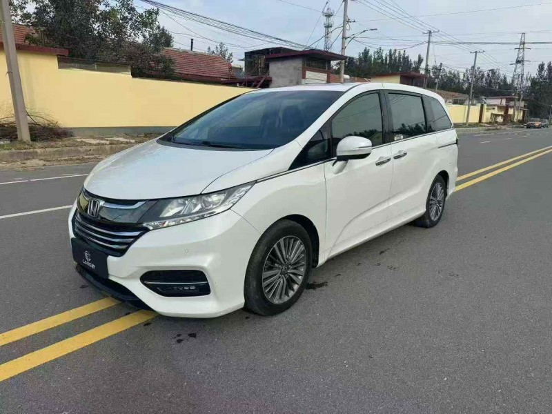 济宁18年本田奥德赛2