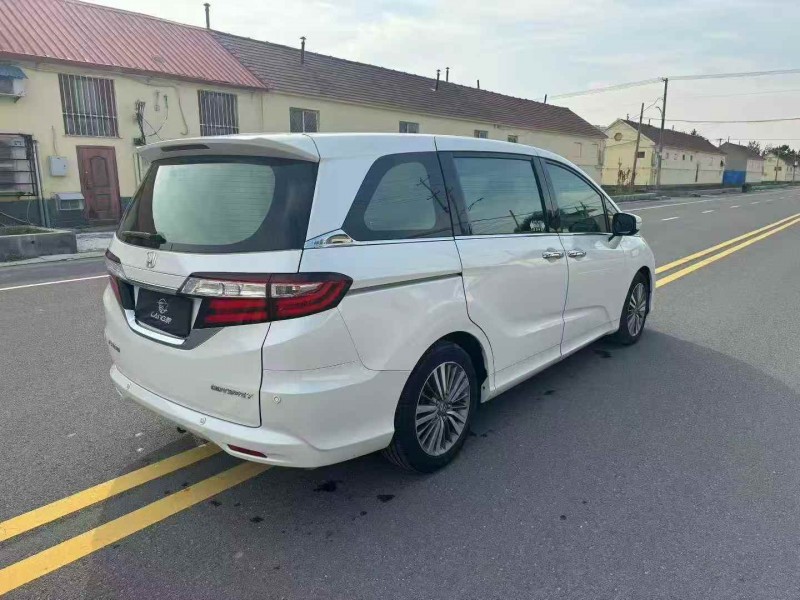 济宁18年本田奥德赛7