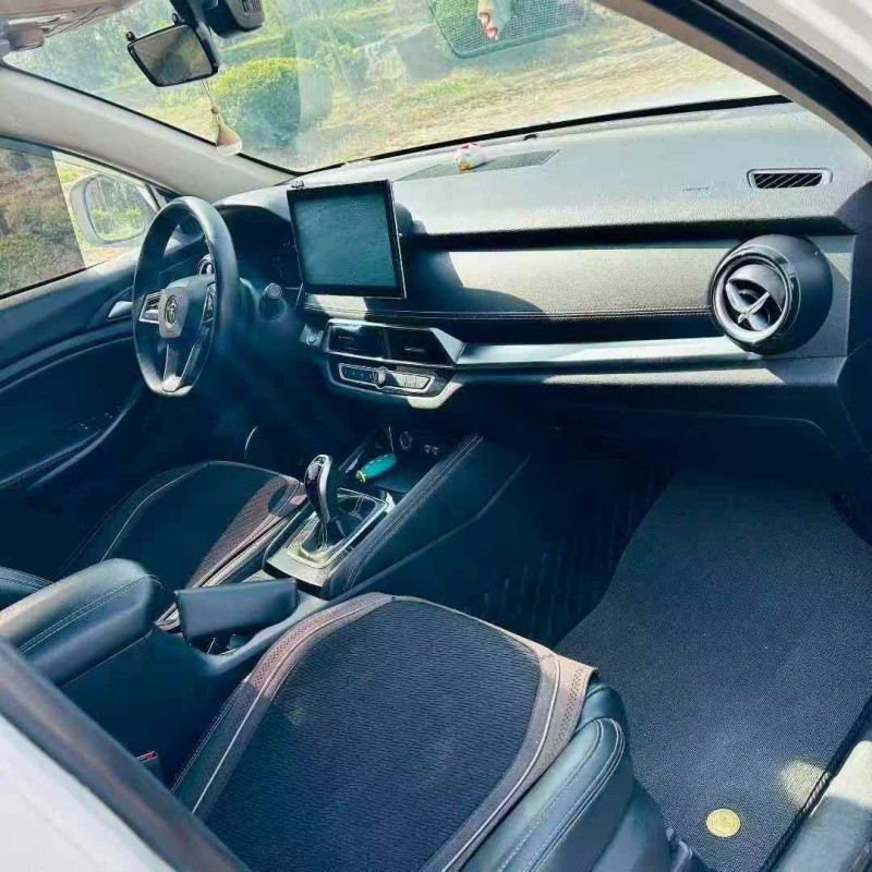 青岛20年比亚迪宋4