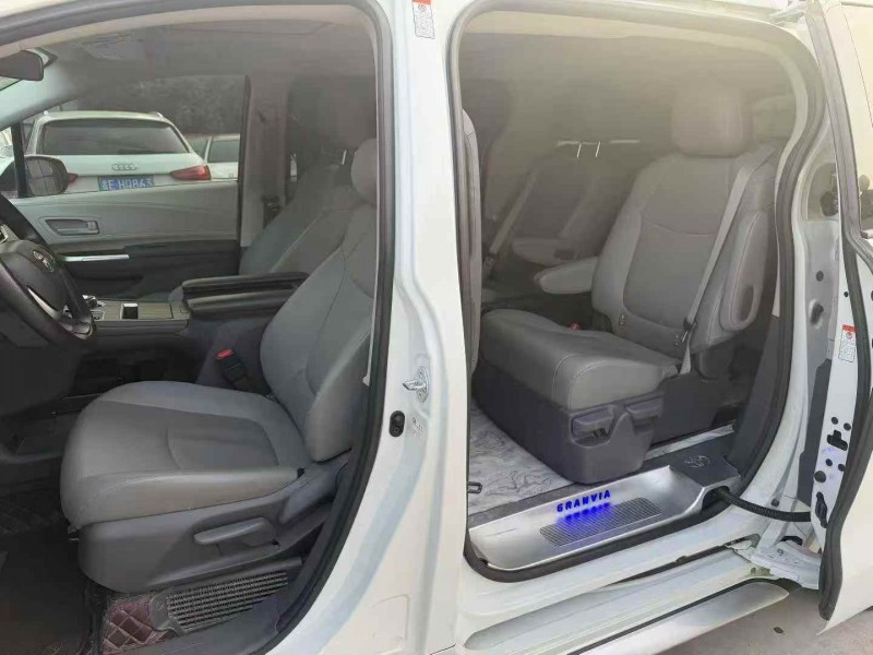 泰安24年丰田格瑞维亚6