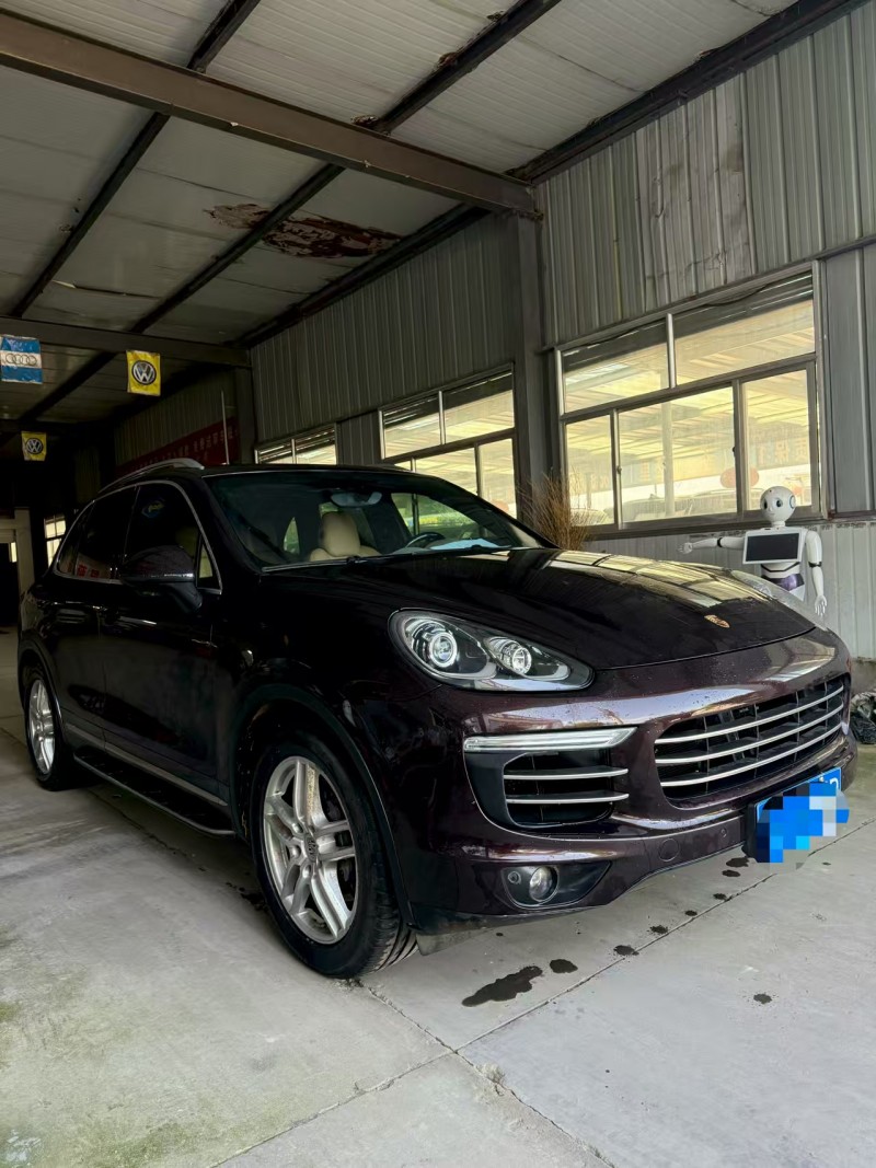 临沂15年保时捷卡宴3