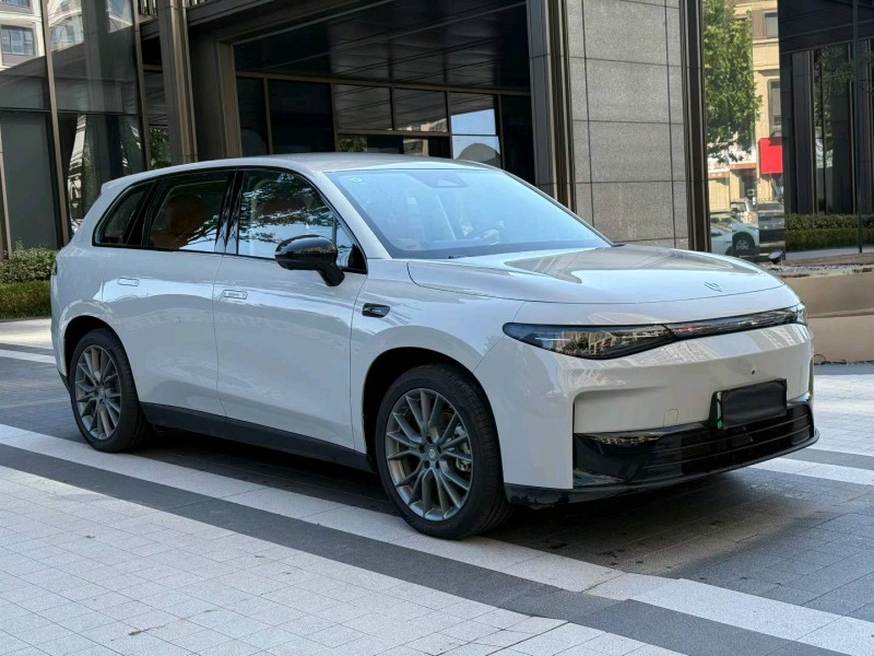 徐州24年零跑汽车C102