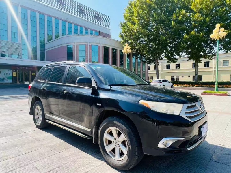 东营15年丰田汉兰达3