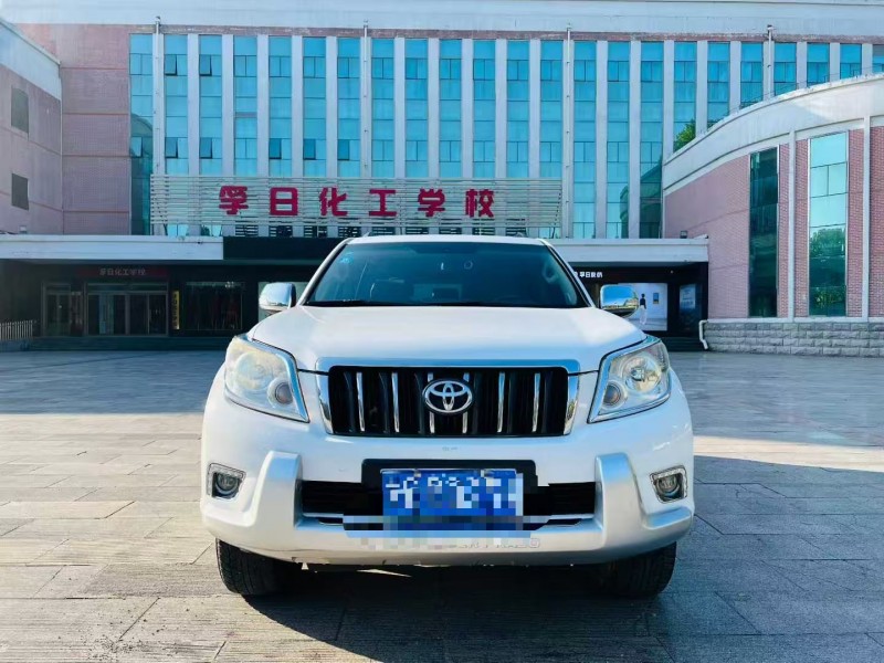 东营12年丰田普拉多1
