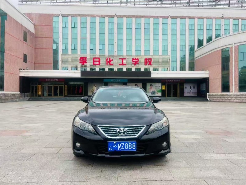 东营12年丰田锐志1