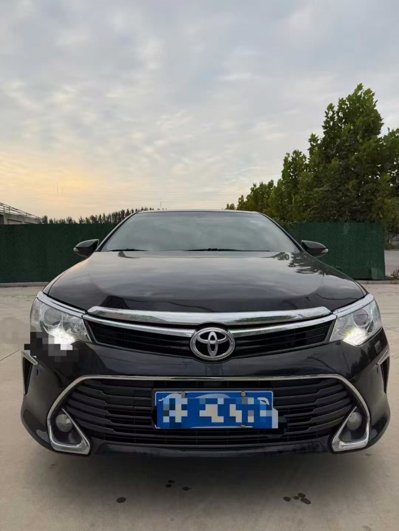 东营16年丰田凯美瑞1